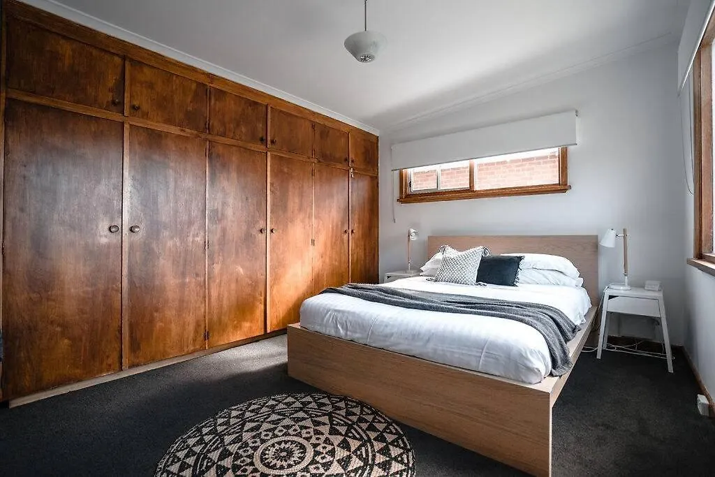 Berwick Cottage And Studio Hobart 0*,  Austrálie